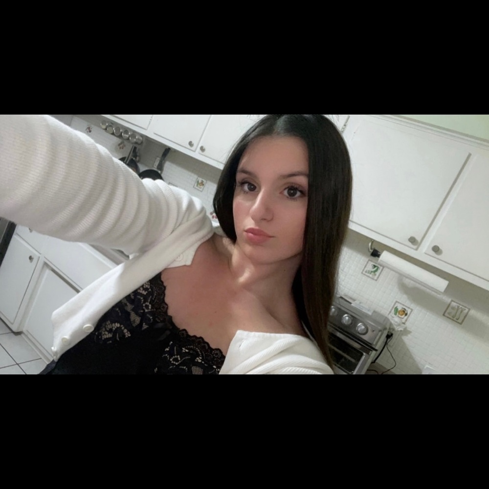 Meet your Posher, Gia